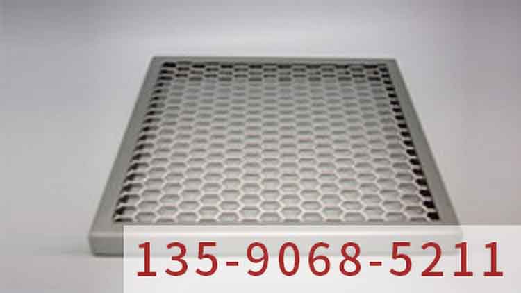 鋁單板廠家之作為一種優(yōu)質(zhì)的建筑裝飾材料